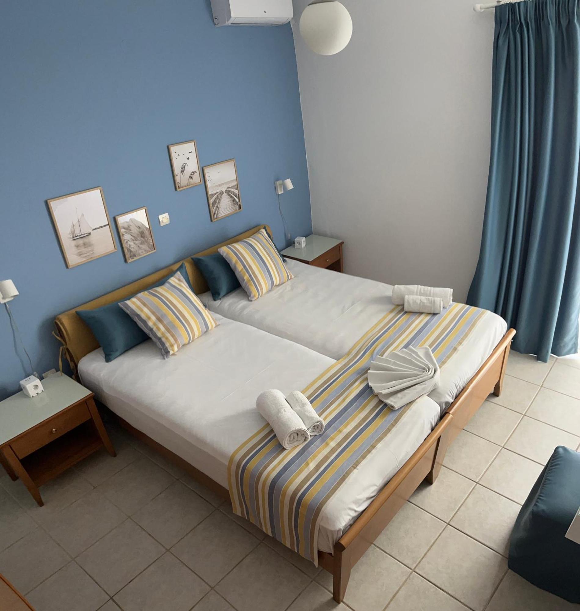 Michael Apartments Agia Marina المظهر الخارجي الصورة