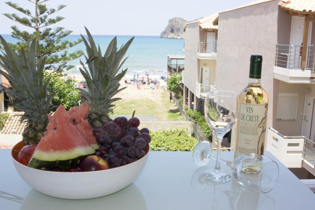Michael Apartments Agia Marina المظهر الخارجي الصورة